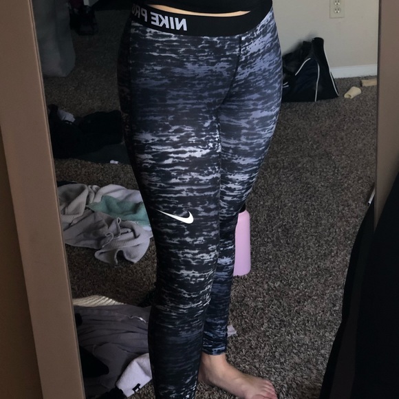Nike Pants - Nike under legging